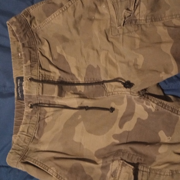 Pants - Picture 2 of 4